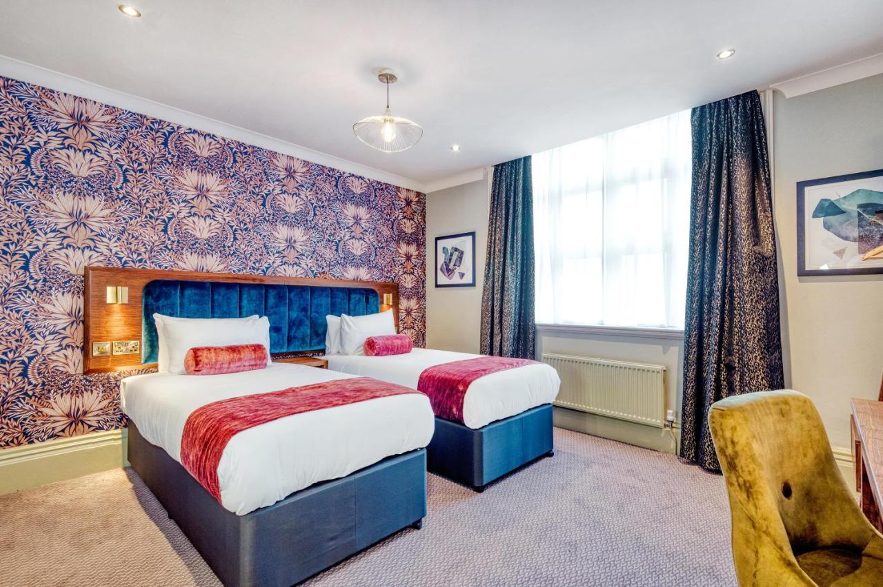 The Hand & Sceptre By Innkeeper'S Collection Southborough Extérieur photo