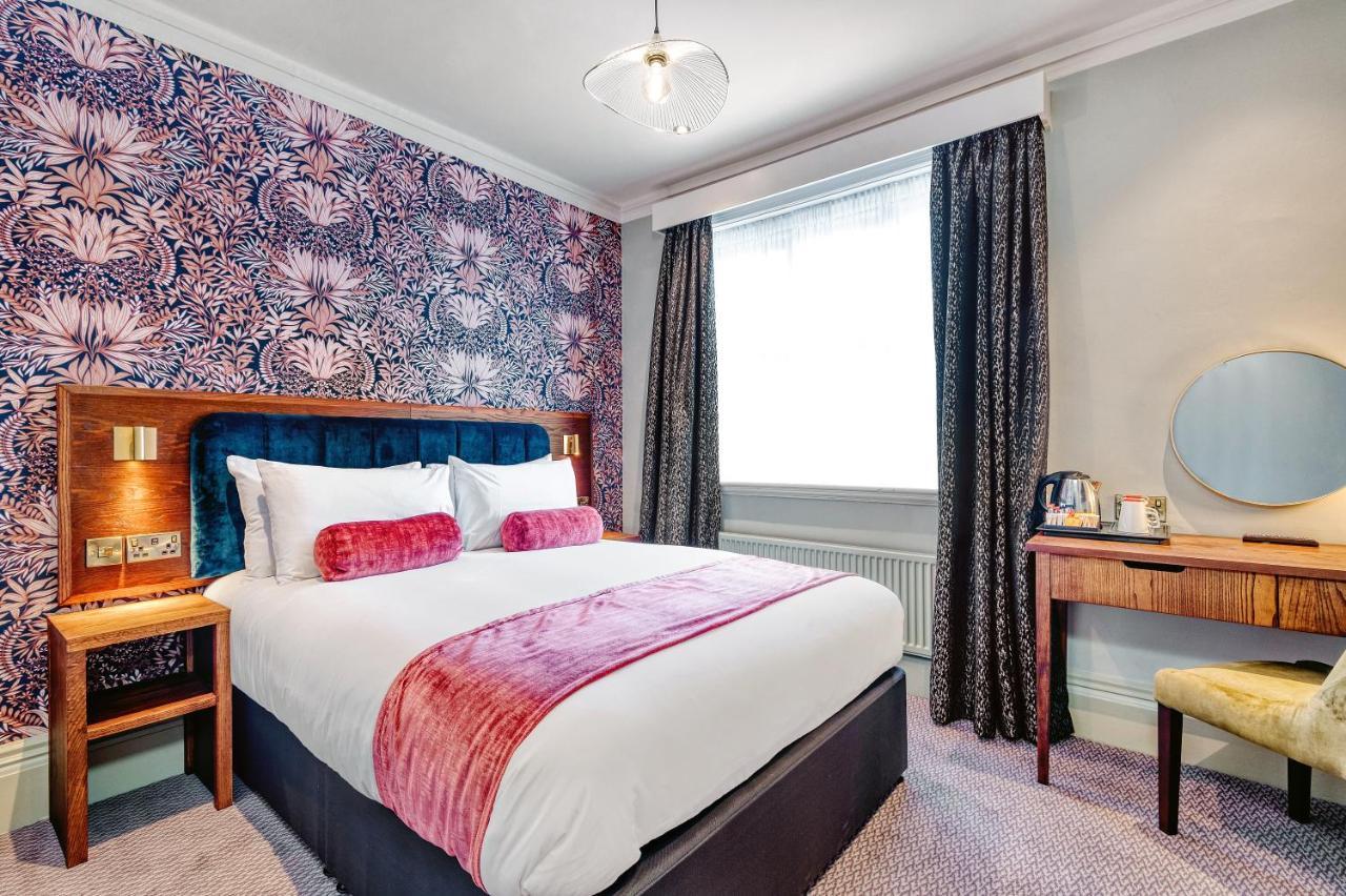 The Hand & Sceptre By Innkeeper'S Collection Southborough Extérieur photo