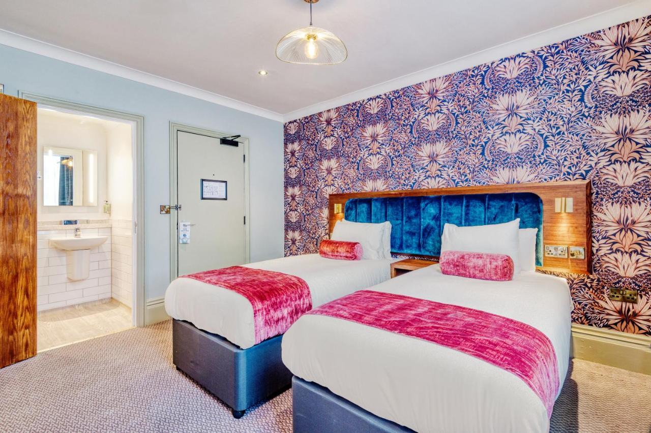 The Hand & Sceptre By Innkeeper'S Collection Southborough Extérieur photo